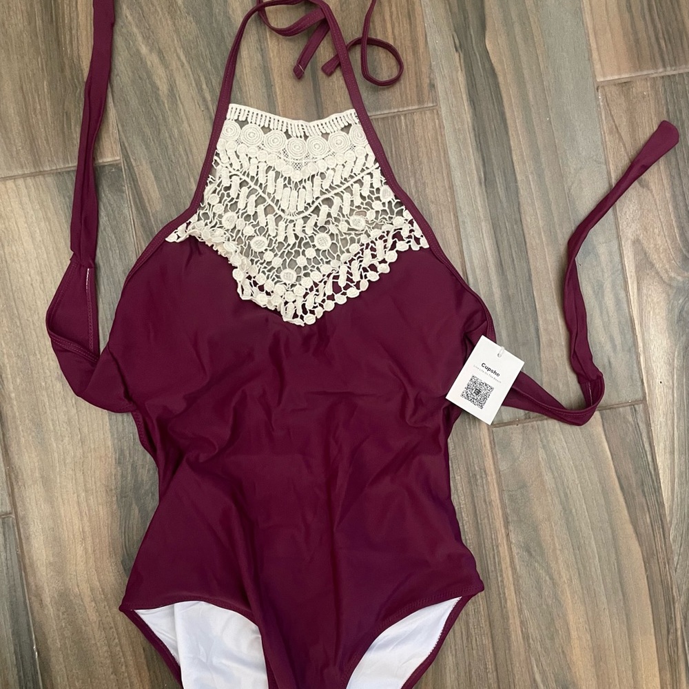 Cupshe swimsuit